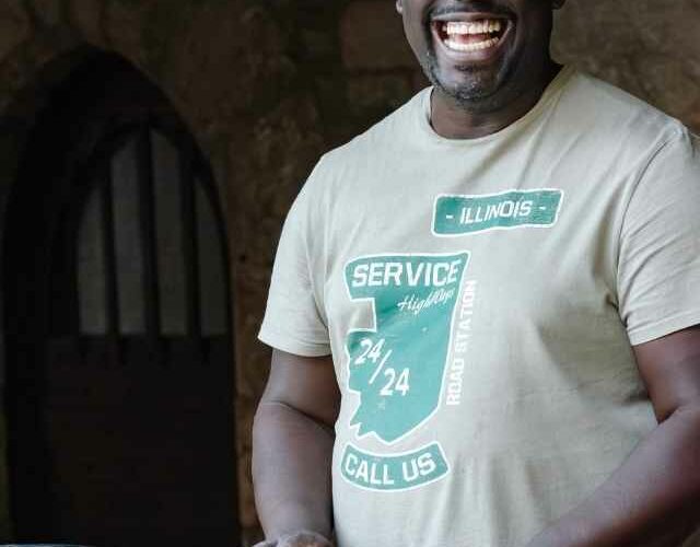 Aubin des Saveurs d'Aubin cuisine des spécialités africaines et antillaises. Il est installé à Albefeuille Lagarde (82)