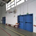 Gymnase de Lauzerte intérieur entrée