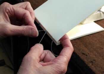Marion Mudde couture de cahier